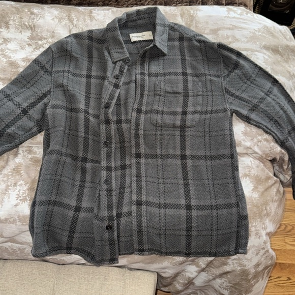 Abercrombie & Fitch Flannel Button Up Long Sleeve - Picture 3 of 3